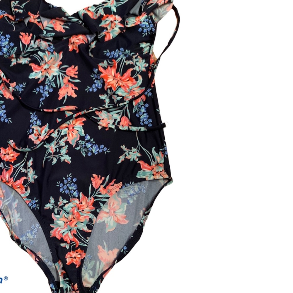 Converse OneStar one piece size M